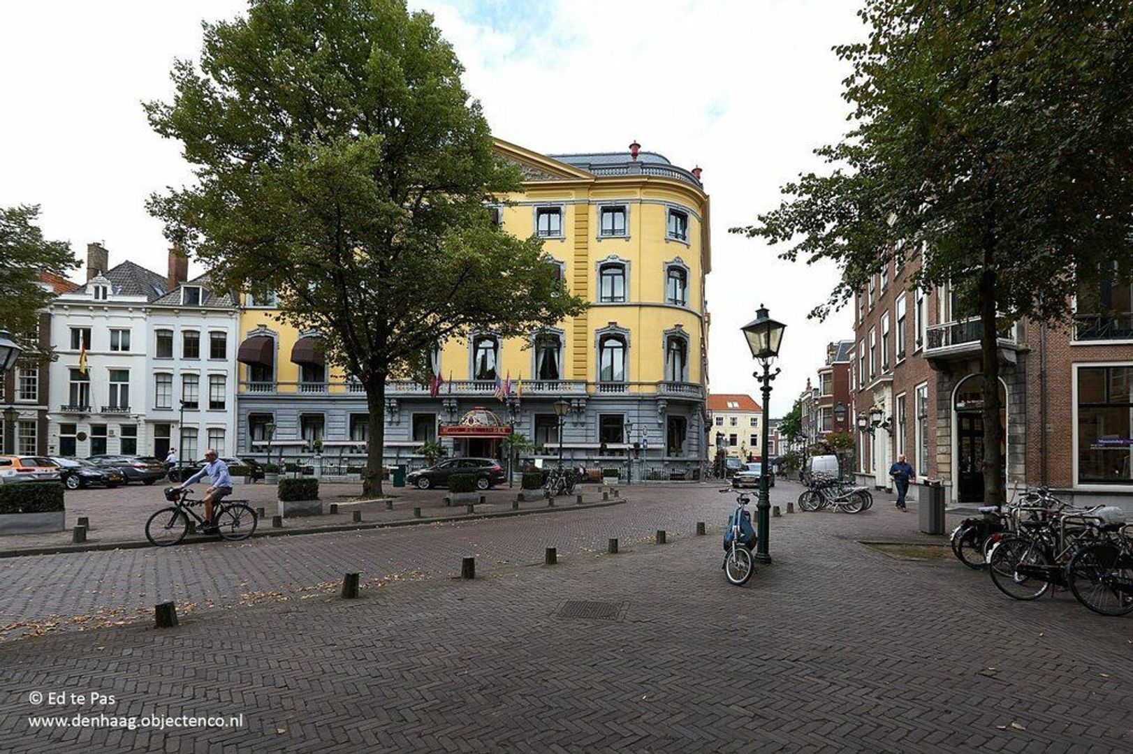 Kazernestraat, Den Haag foto-30 blur