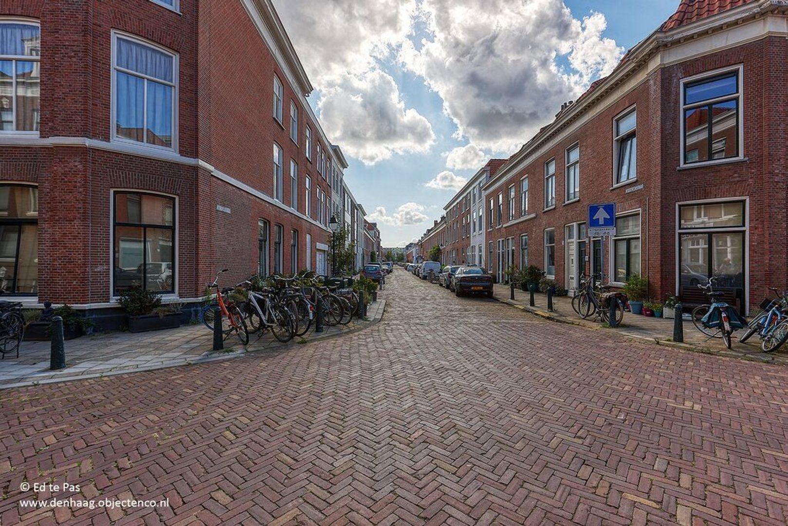 Roggeveenstraat, Den Haag foto-18 blur