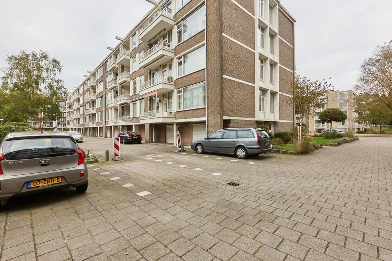 Aaltje Noordewierstraat, Den Haag foto-37 blur