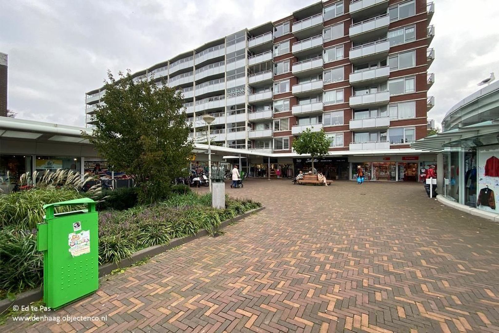 Aaltje Noordewierstraat, Den Haag foto-39 blur