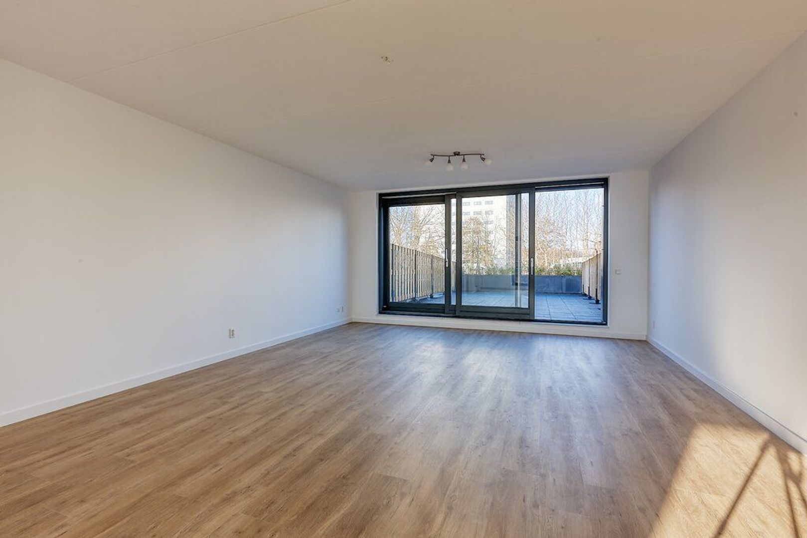Nannie van Wehlstraat, Den Haag foto-13 blur