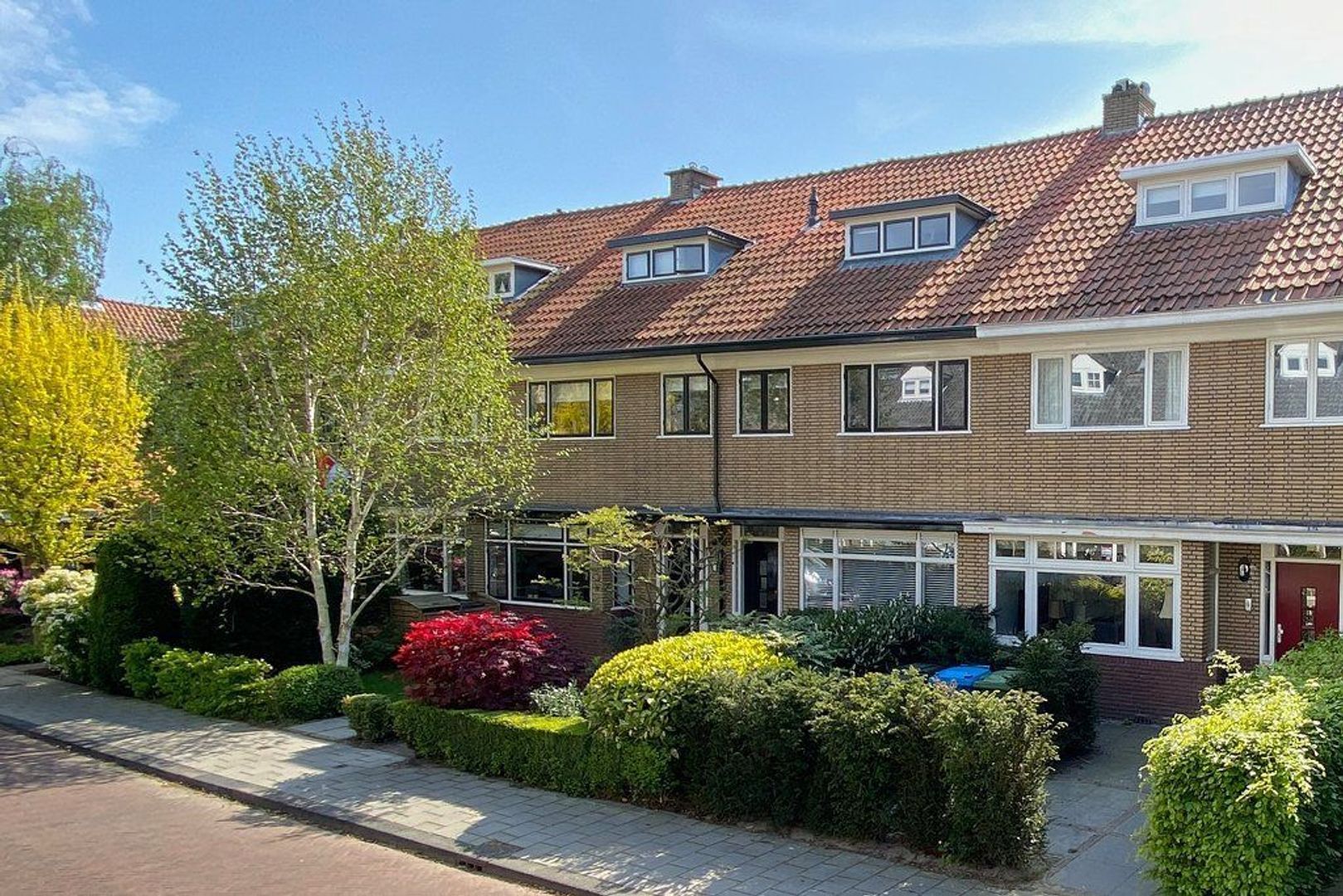 Hogerbeetsstraat, Wassenaar foto-0 blur