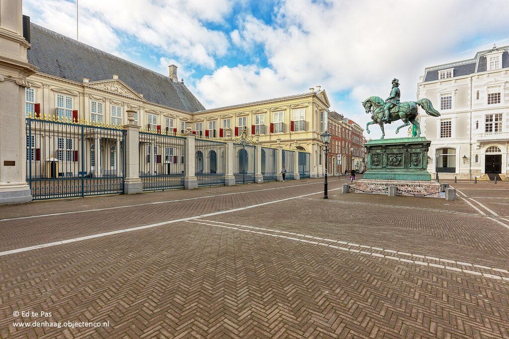 Noordeinde, Den Haag foto-25 blur