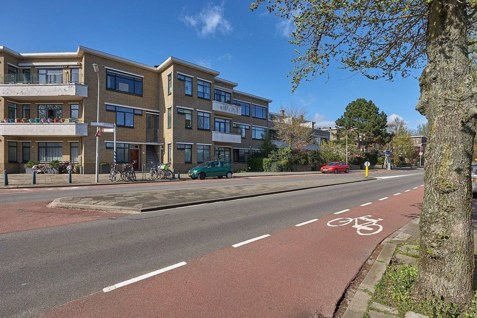 IJsclubweg, Den Haag foto-20 blur