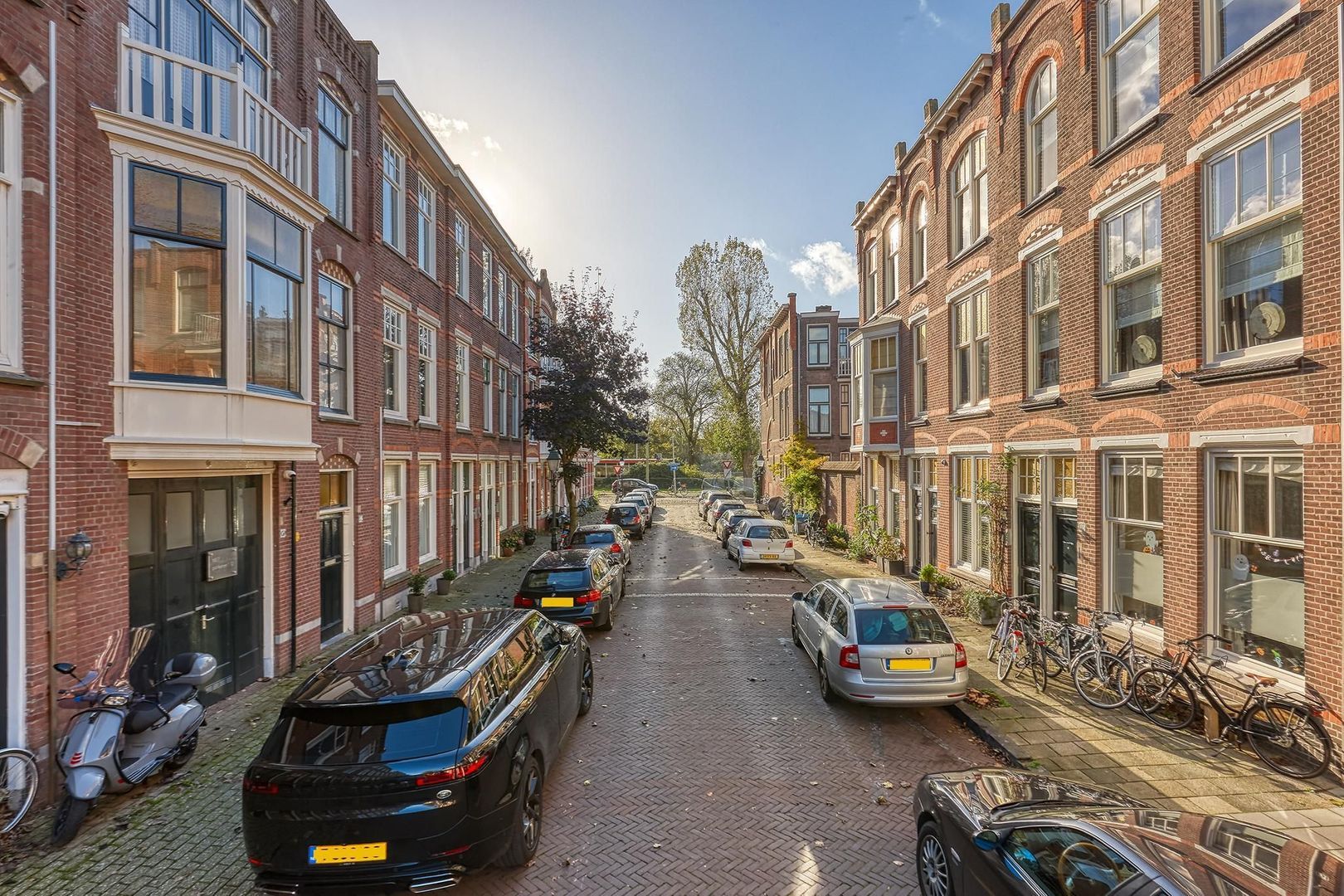Van Loostraat, Den Haag foto-37 blur