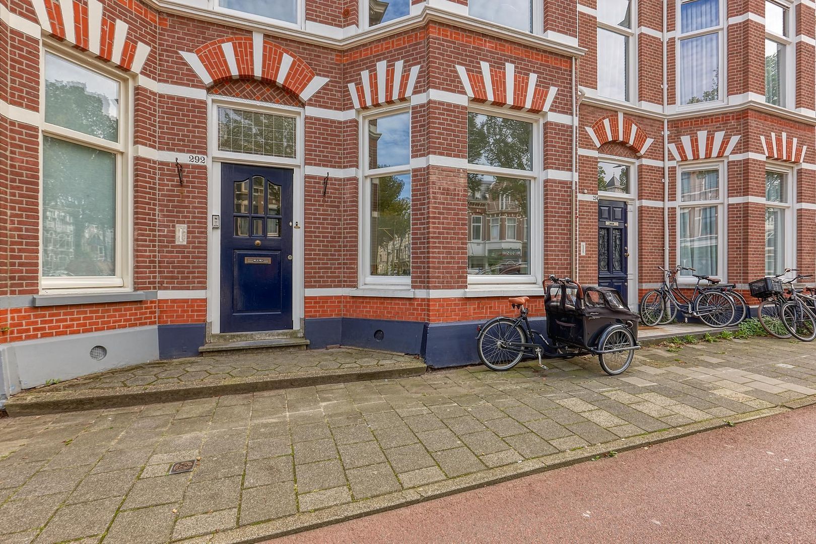 Laan van Meerdervoort, Den Haag foto-4 blur