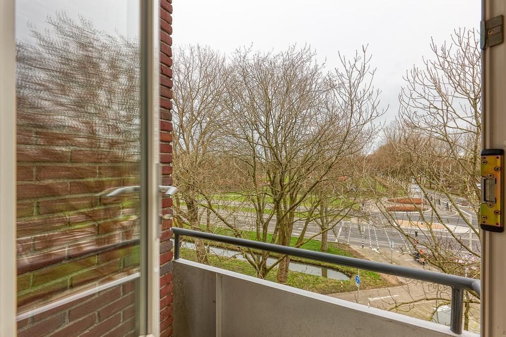 Marnixstraat, Alphen Aan Den Rijn foto-26 blur