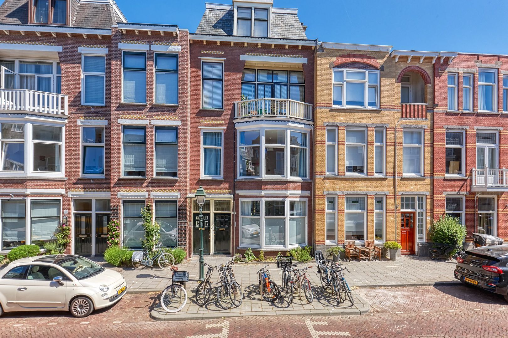 Van Weede van Dijkveldstraat, Den Haag foto-0 blur