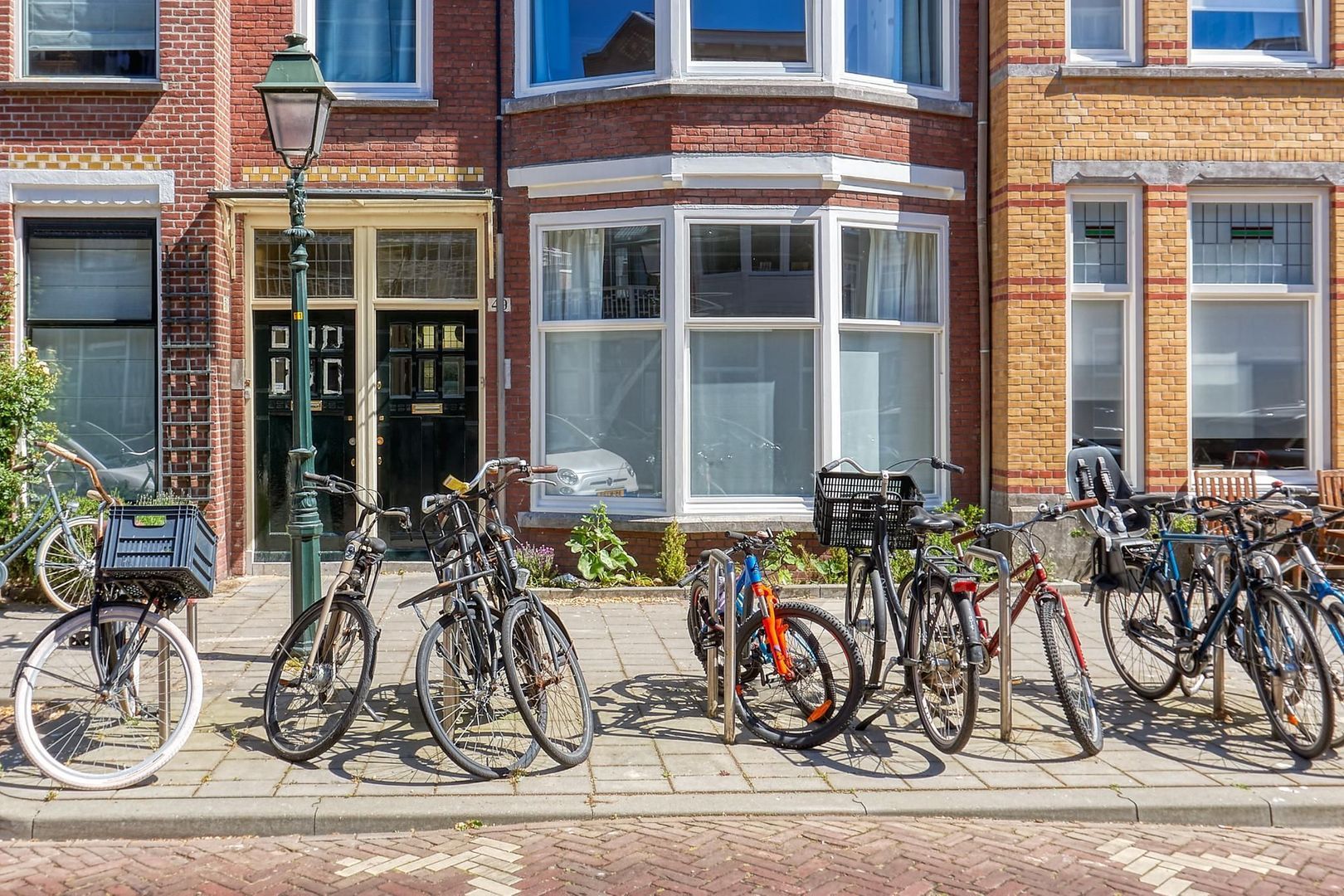 Van Weede van Dijkveldstraat, Den Haag foto-33 blur