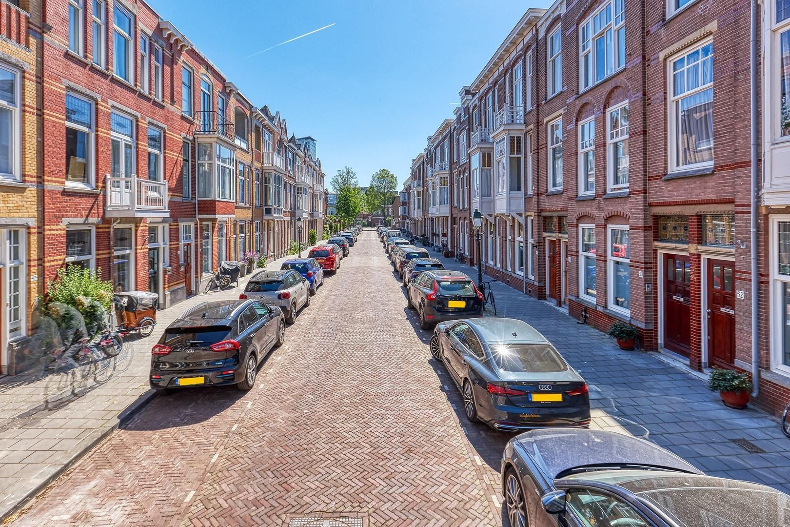 Van Weede van Dijkveldstraat, Den Haag foto-34 blur