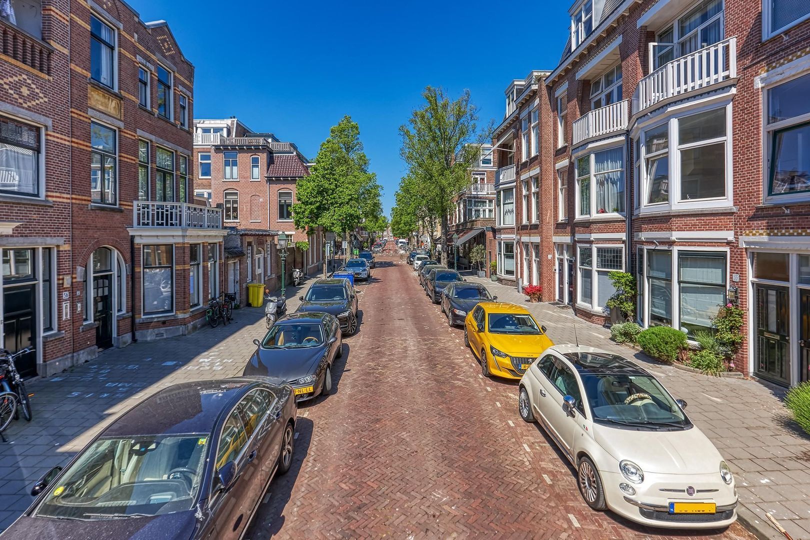 Van Weede van Dijkveldstraat, Den Haag foto-35 blur