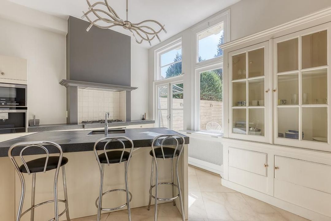 Koningin Emmakade 157, Den Haag