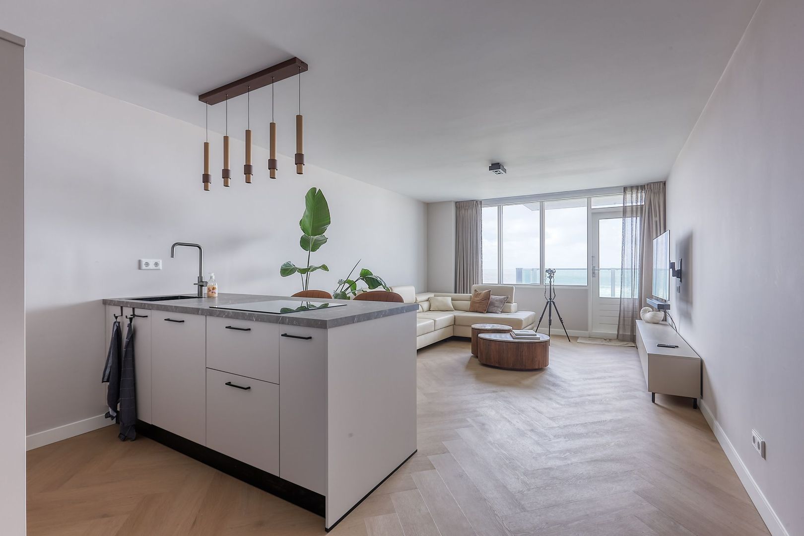 Zeekant 103 Y, Den Haag foto-2 blur