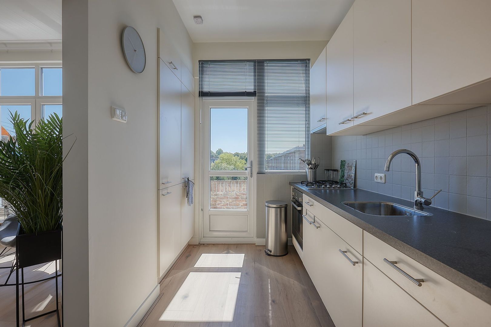 De Eerensplein 21, Den Haag foto-13 blur