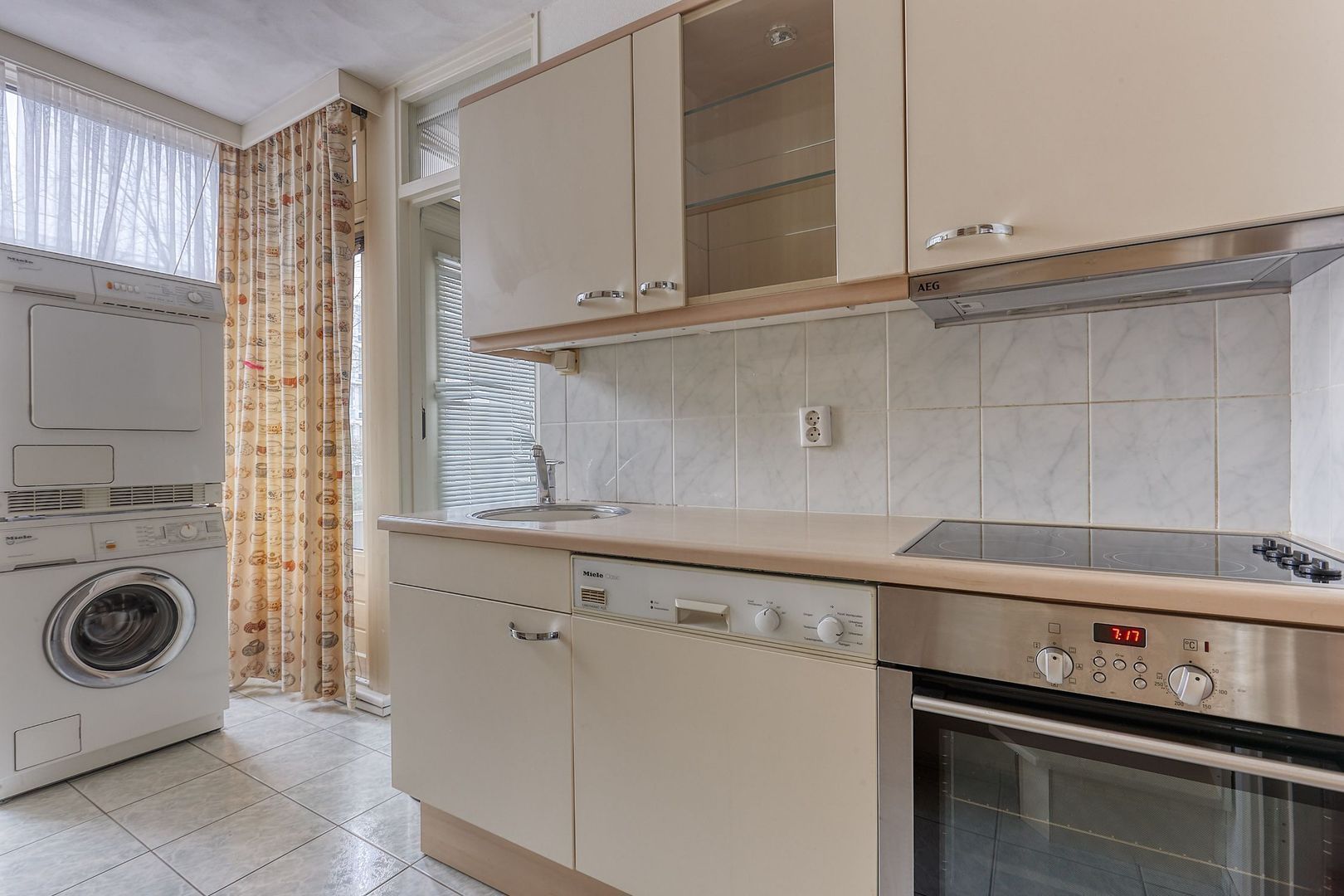 Schout Van Eijklaan 130, Leidschendam foto-15 blur