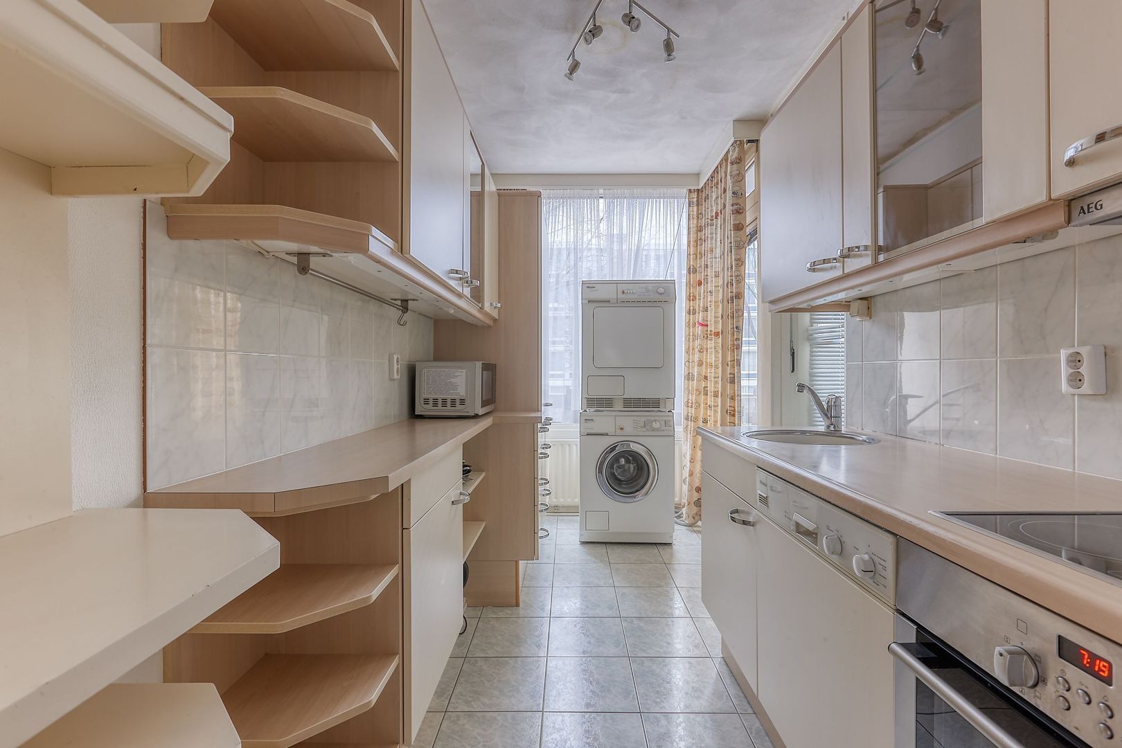 Schout Van Eijklaan 130, Leidschendam foto-14 blur