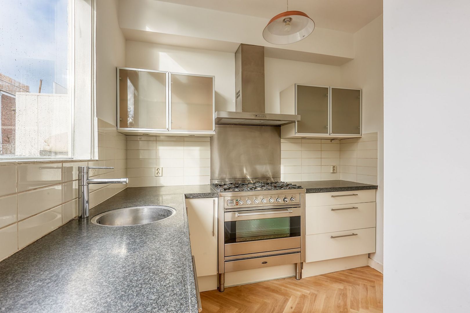 Johannes Camphuijsstraat 189, Den Haag foto-10 blur