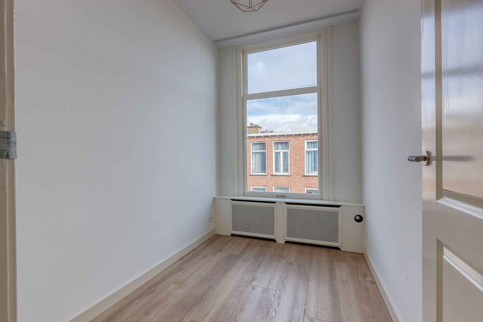 Johannes Camphuijsstraat 189, Den Haag foto-27 blur