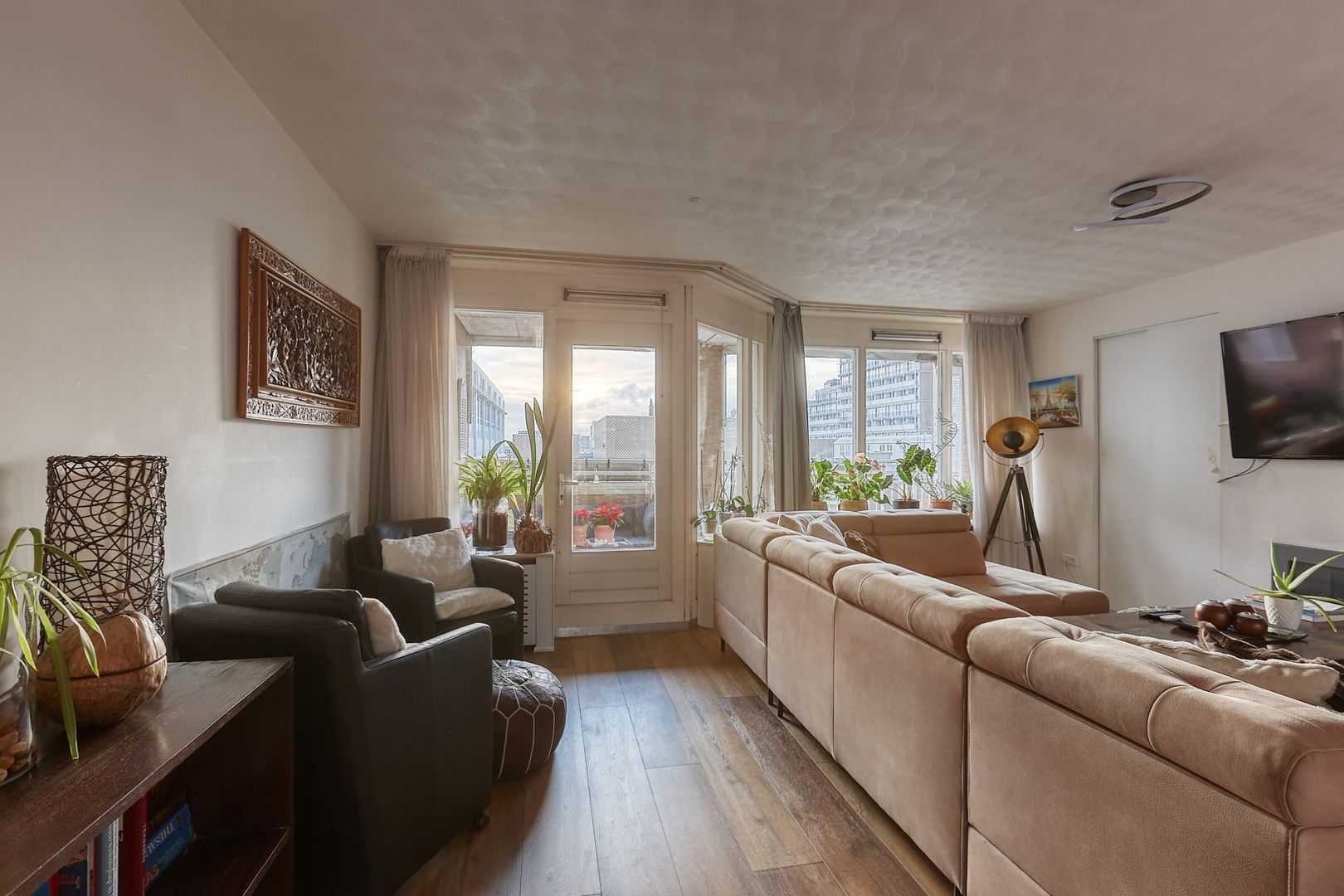 Gevers Deynootplein 164, Den Haag foto-12 blur