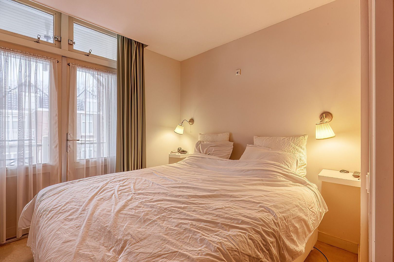 Riouwstraat 186, Den Haag foto-19 blur