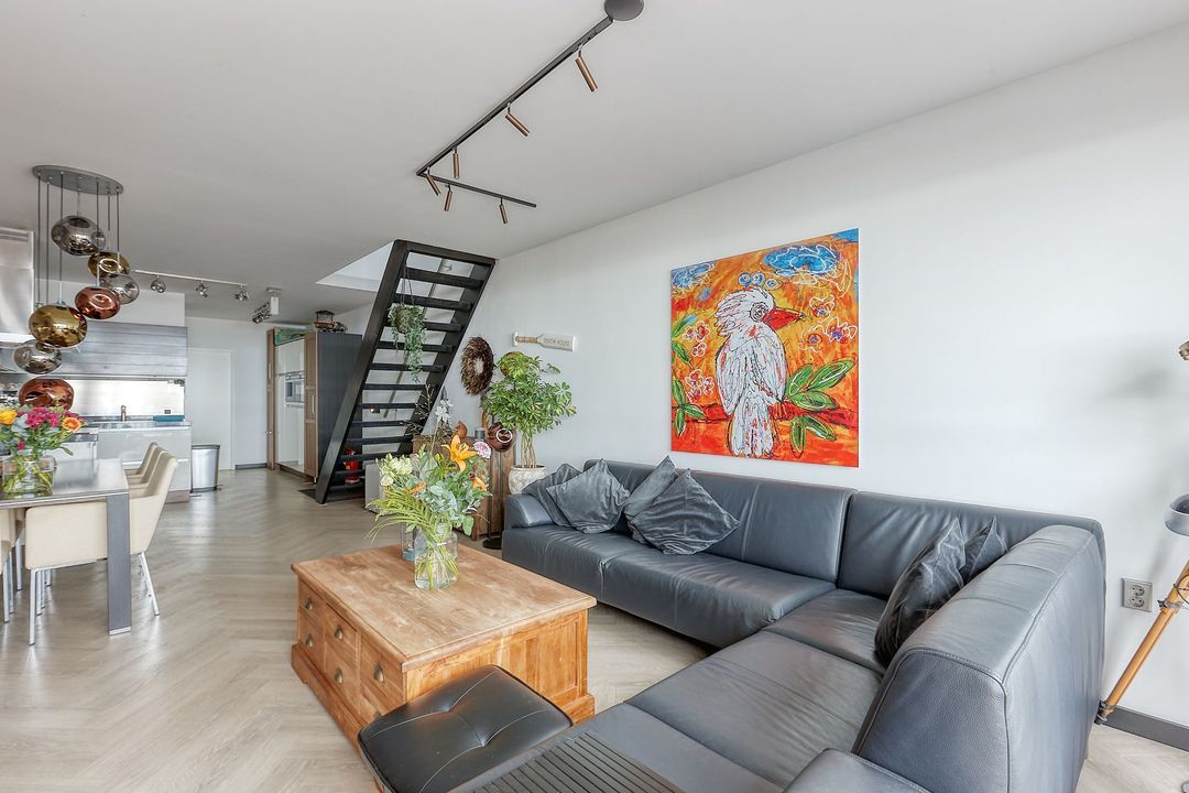 Rederserf 6, Den Haag