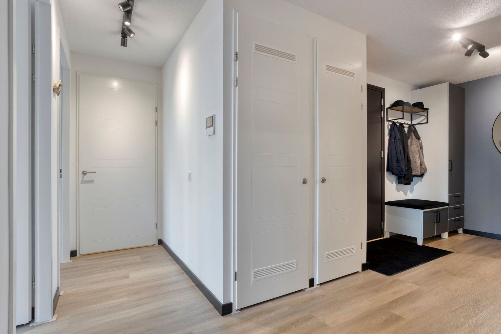 Ananasweg 8, Leiden foto-11 blur