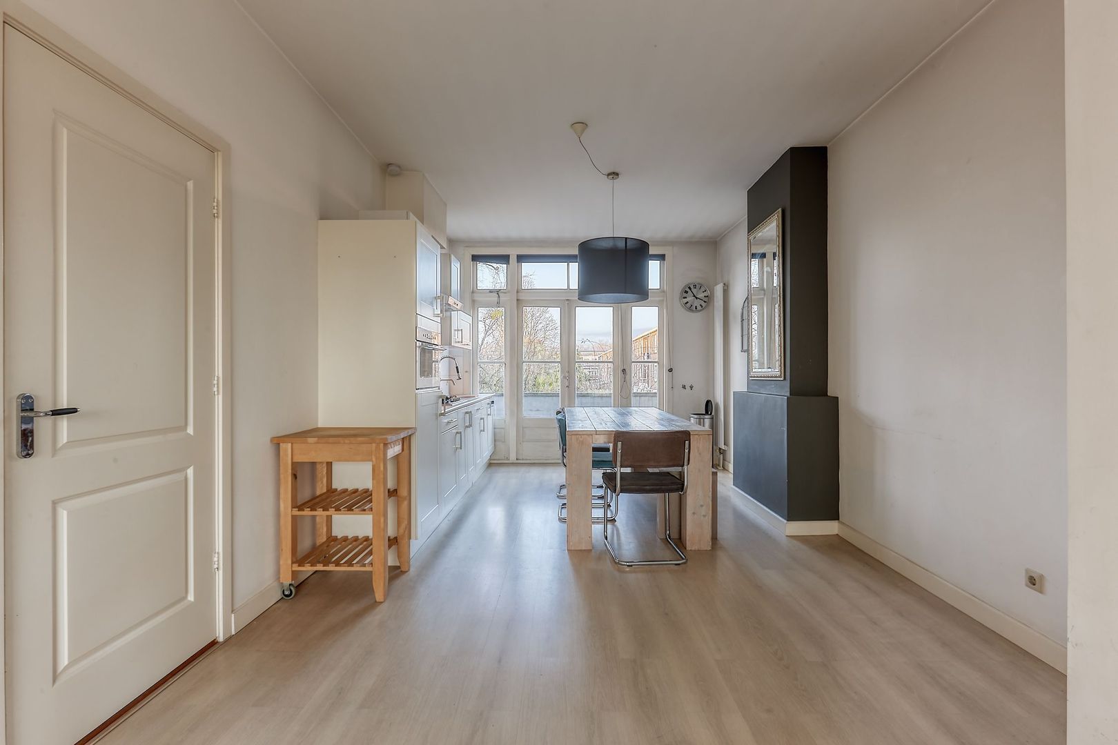 IJsclubweg 16, Den Haag foto-7 blur