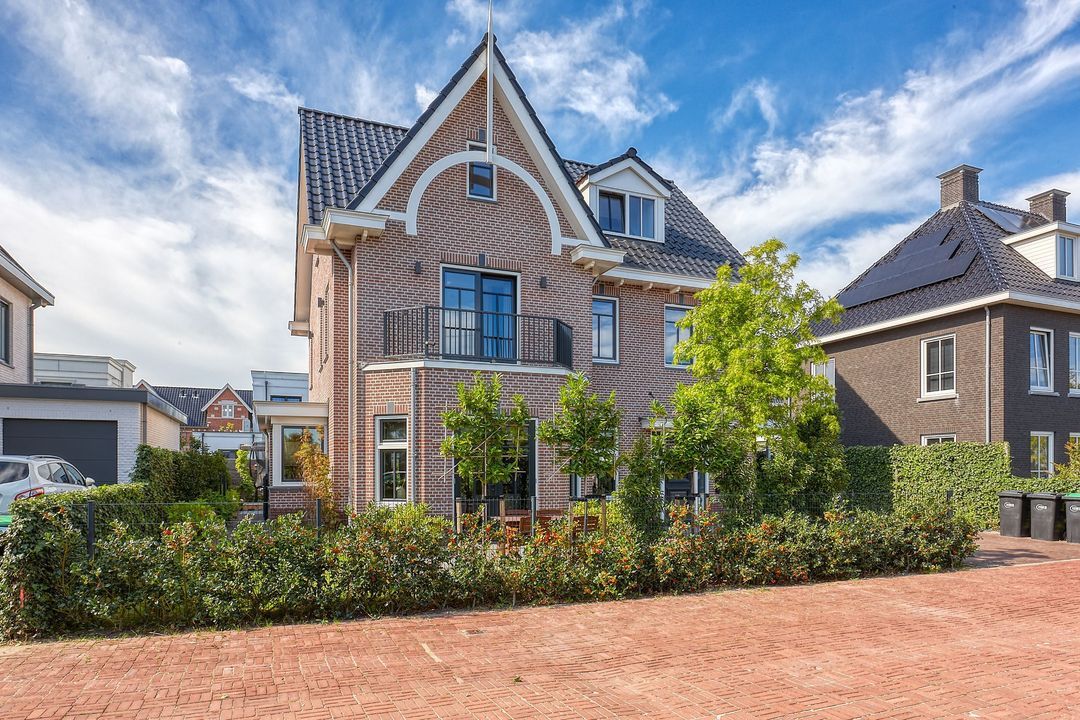 Oostmadeweg 64, Den Haag