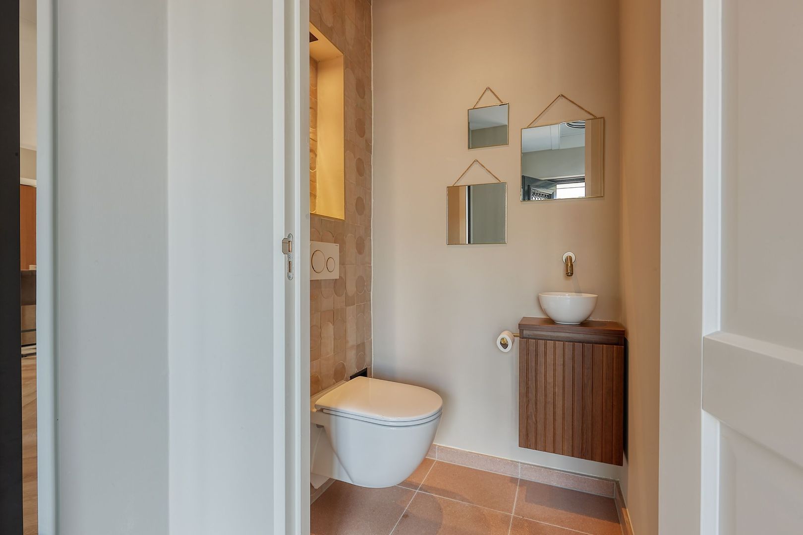 Oostmadeweg 64, Den Haag foto-14 blur