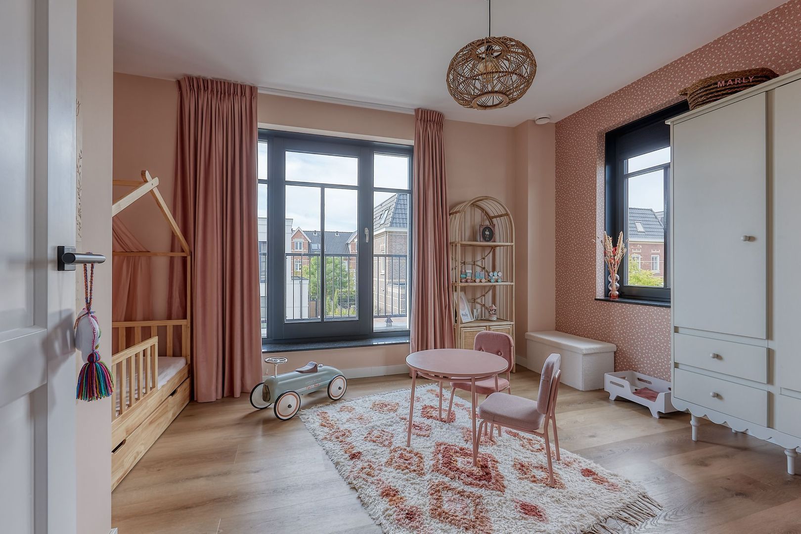 Oostmadeweg 64, Den Haag foto-27 blur