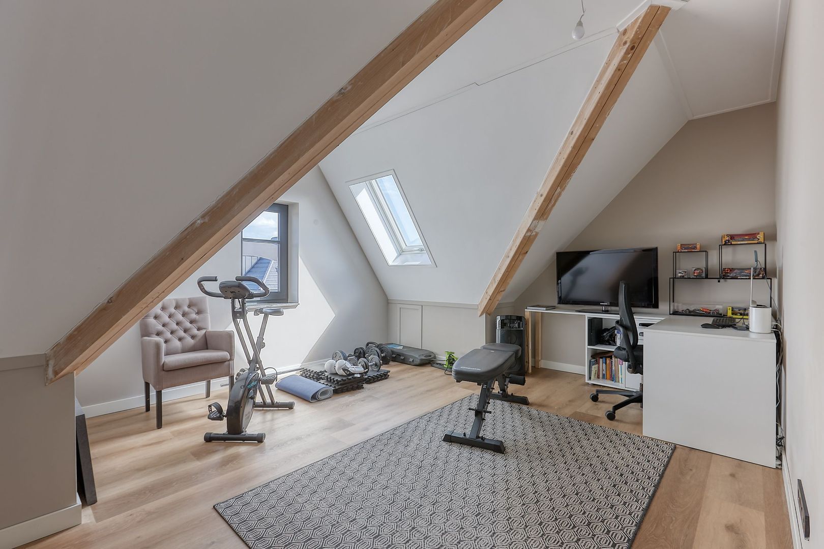 Oostmadeweg 64, Den Haag foto-30 blur