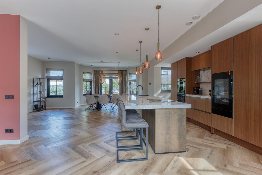 Oostmadeweg 64, Den Haag