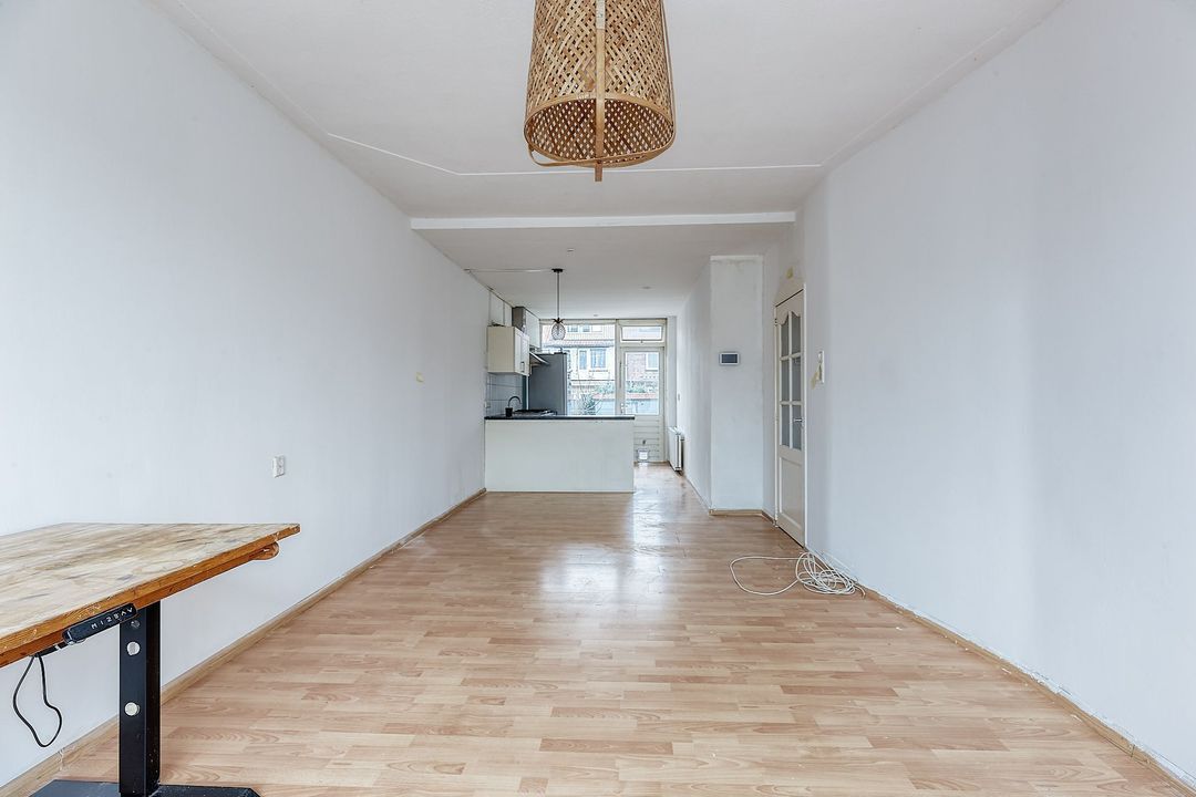 Veenendaalkade 76, Den Haag