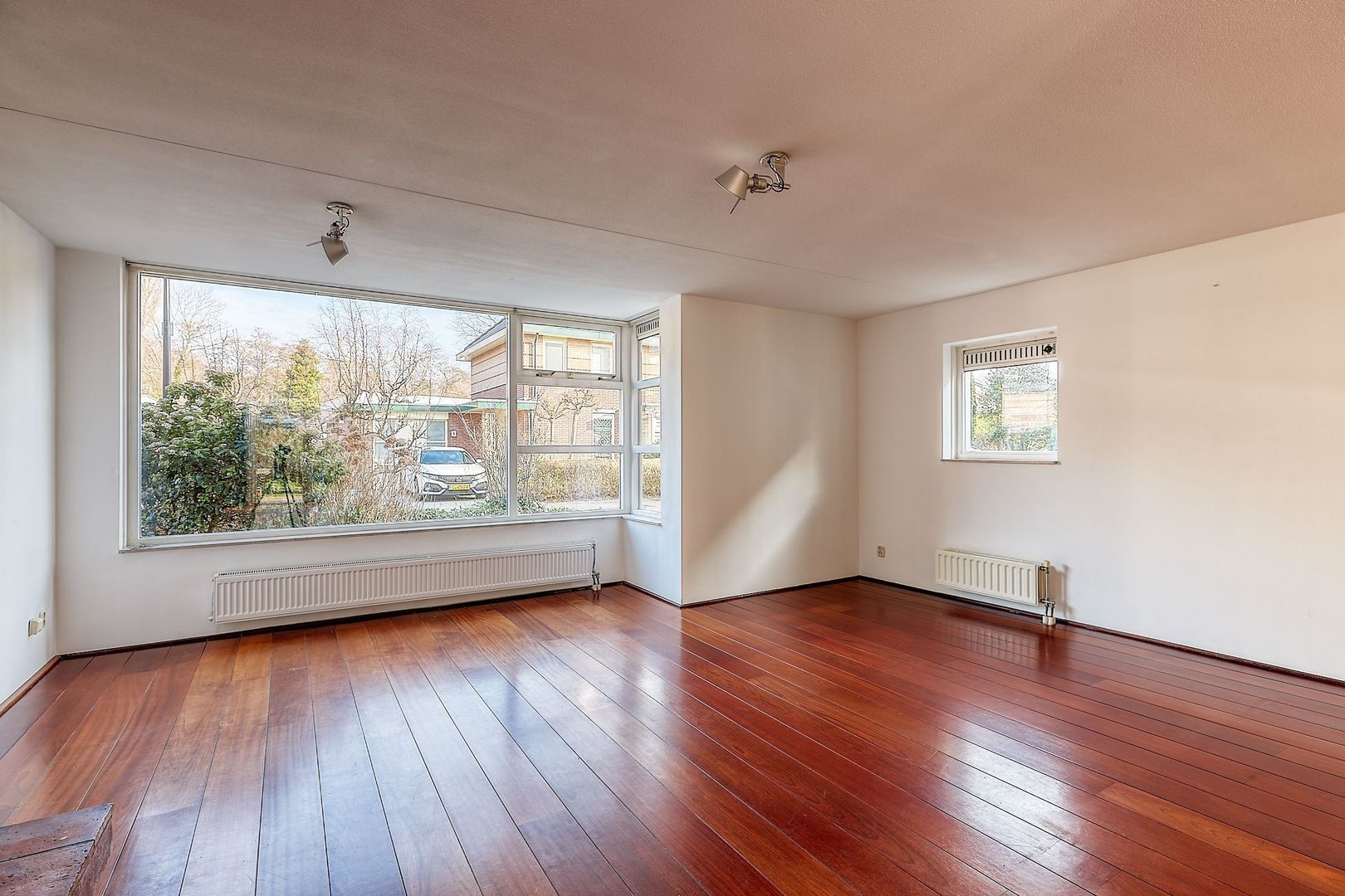 Hanso Idzerdapad 17, Den Haag foto-4 blur