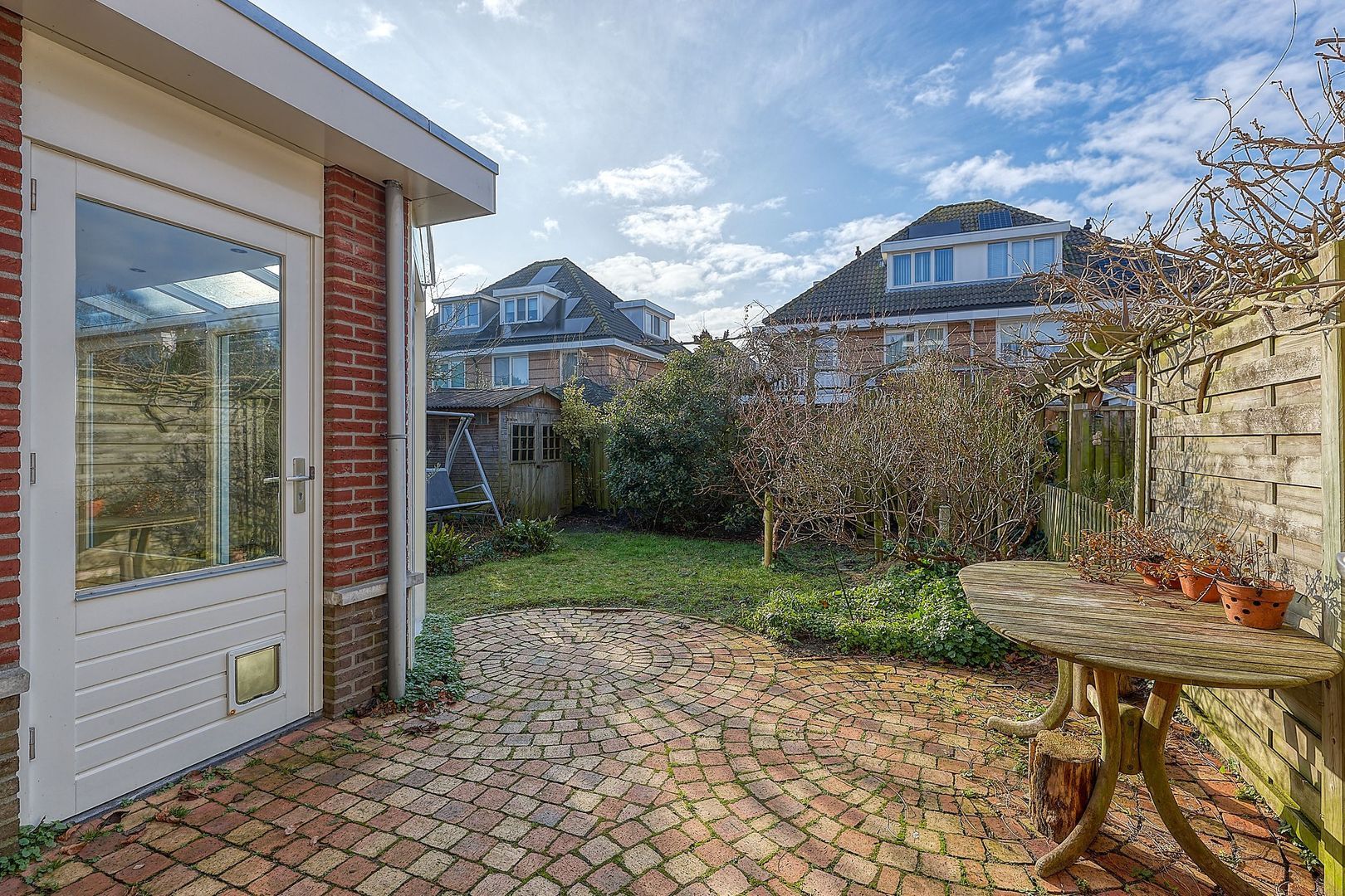 Hanso Idzerdapad 17, Den Haag foto-14 blur