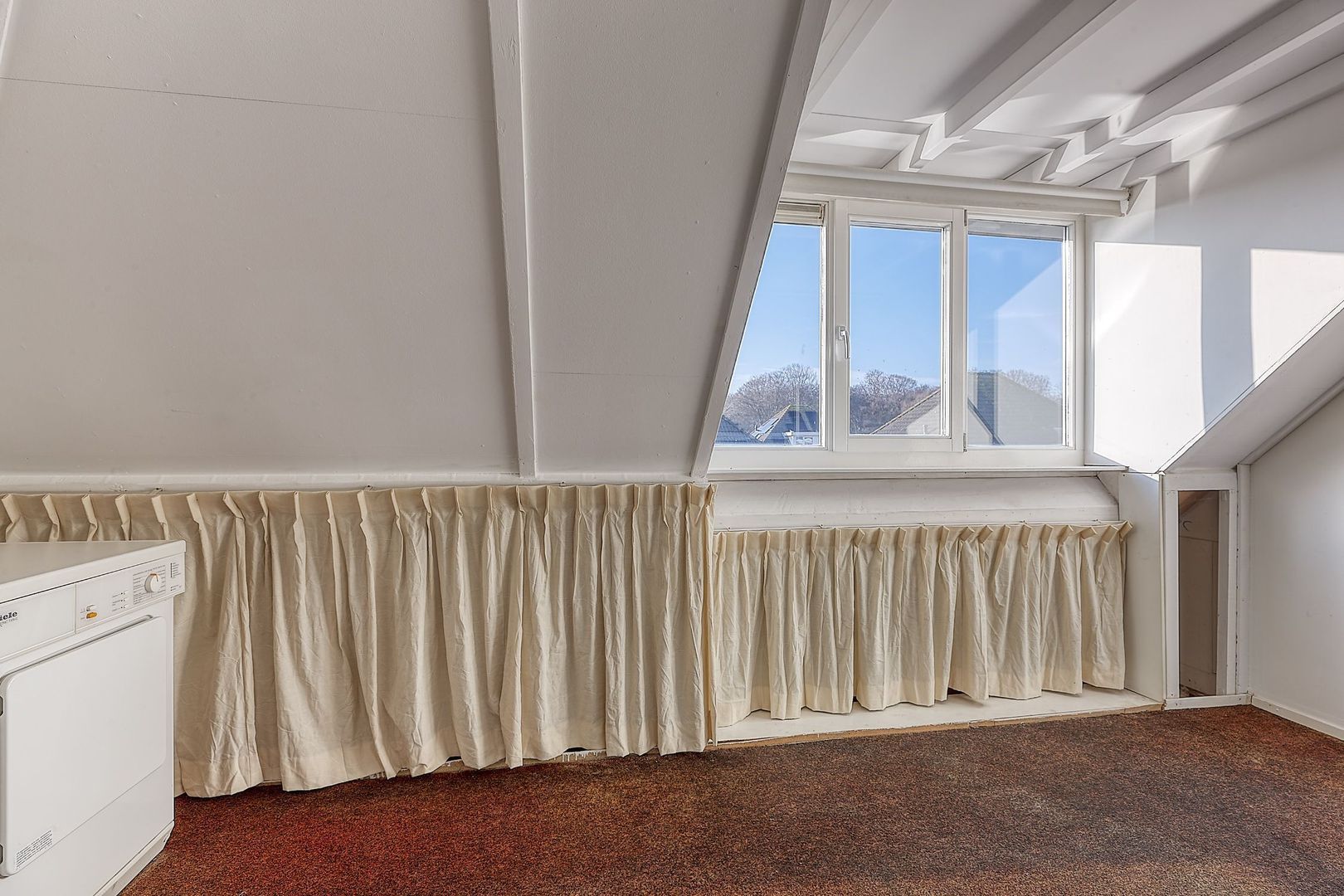 Hanso Idzerdapad 17, Den Haag foto-30 blur