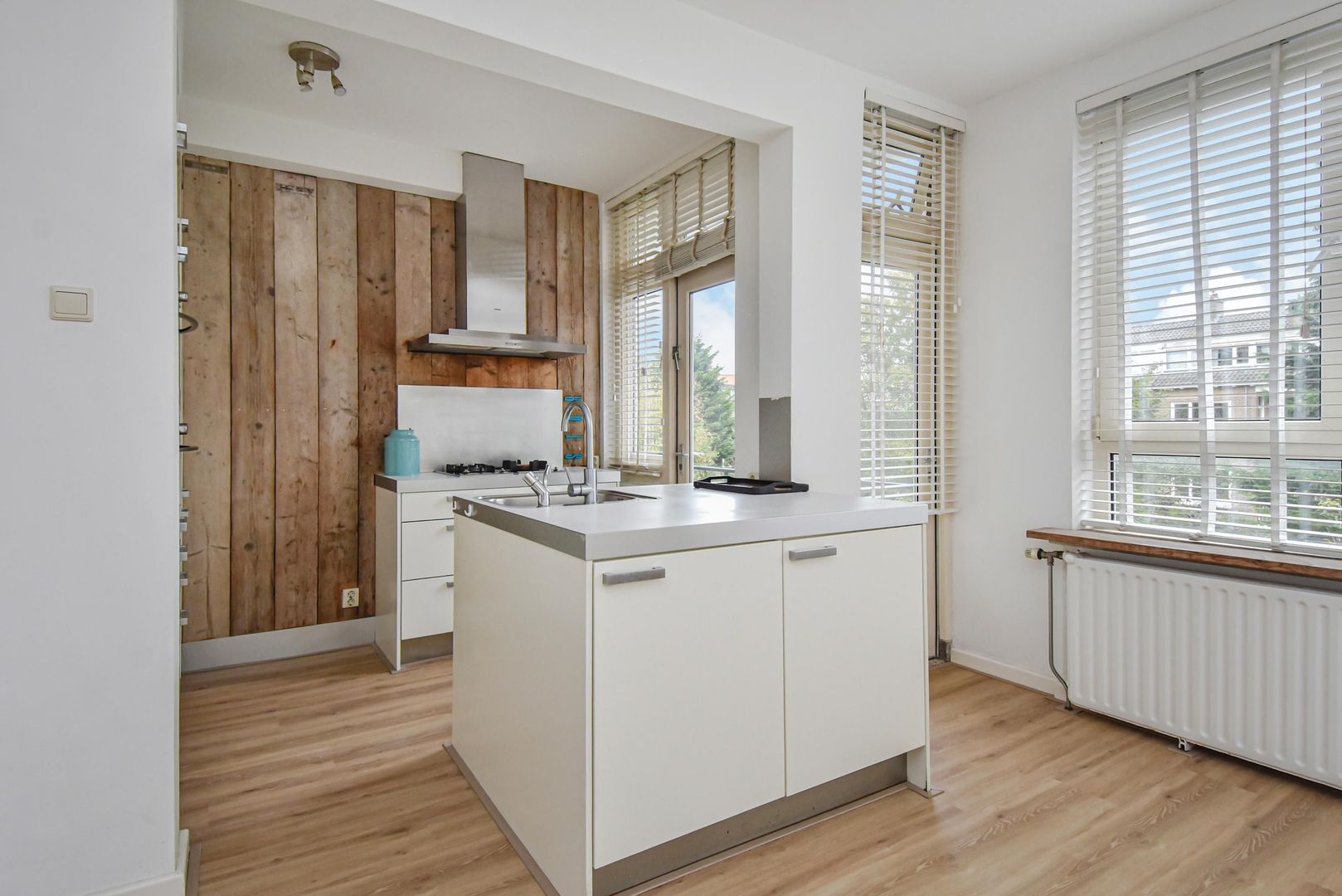 Balsemienlaan 242, Den Haag foto-12 blur