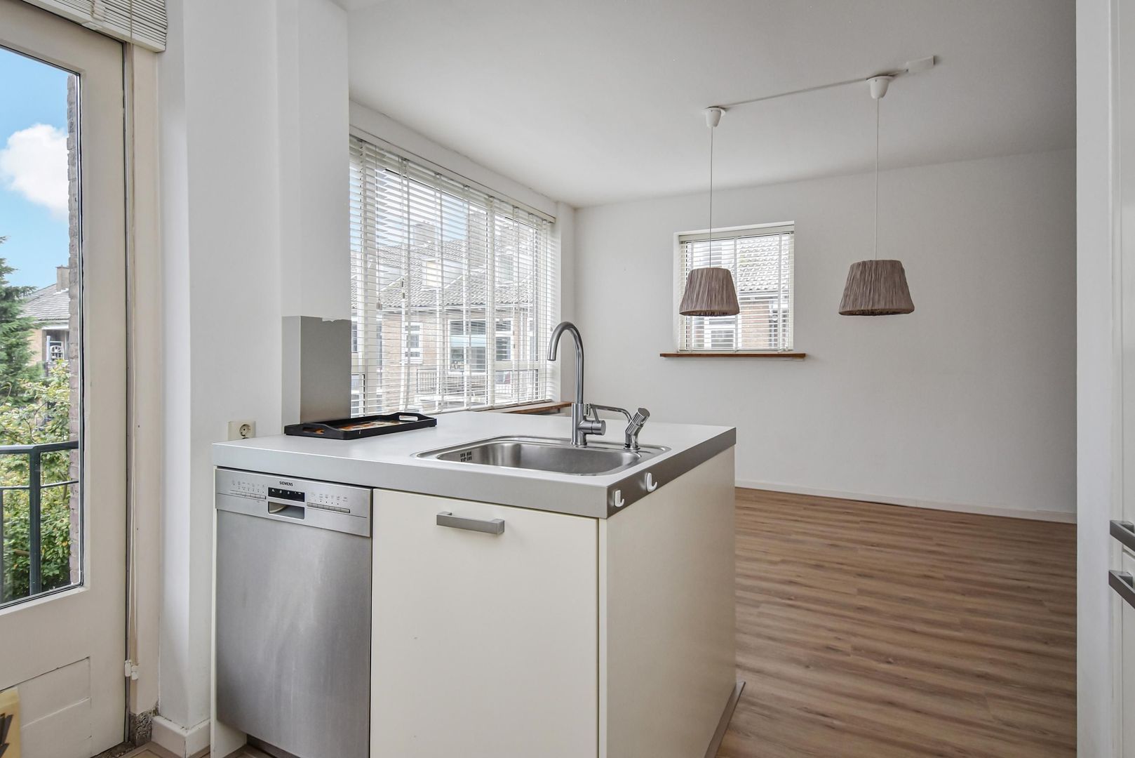 Balsemienlaan 242, Den Haag foto-14 blur