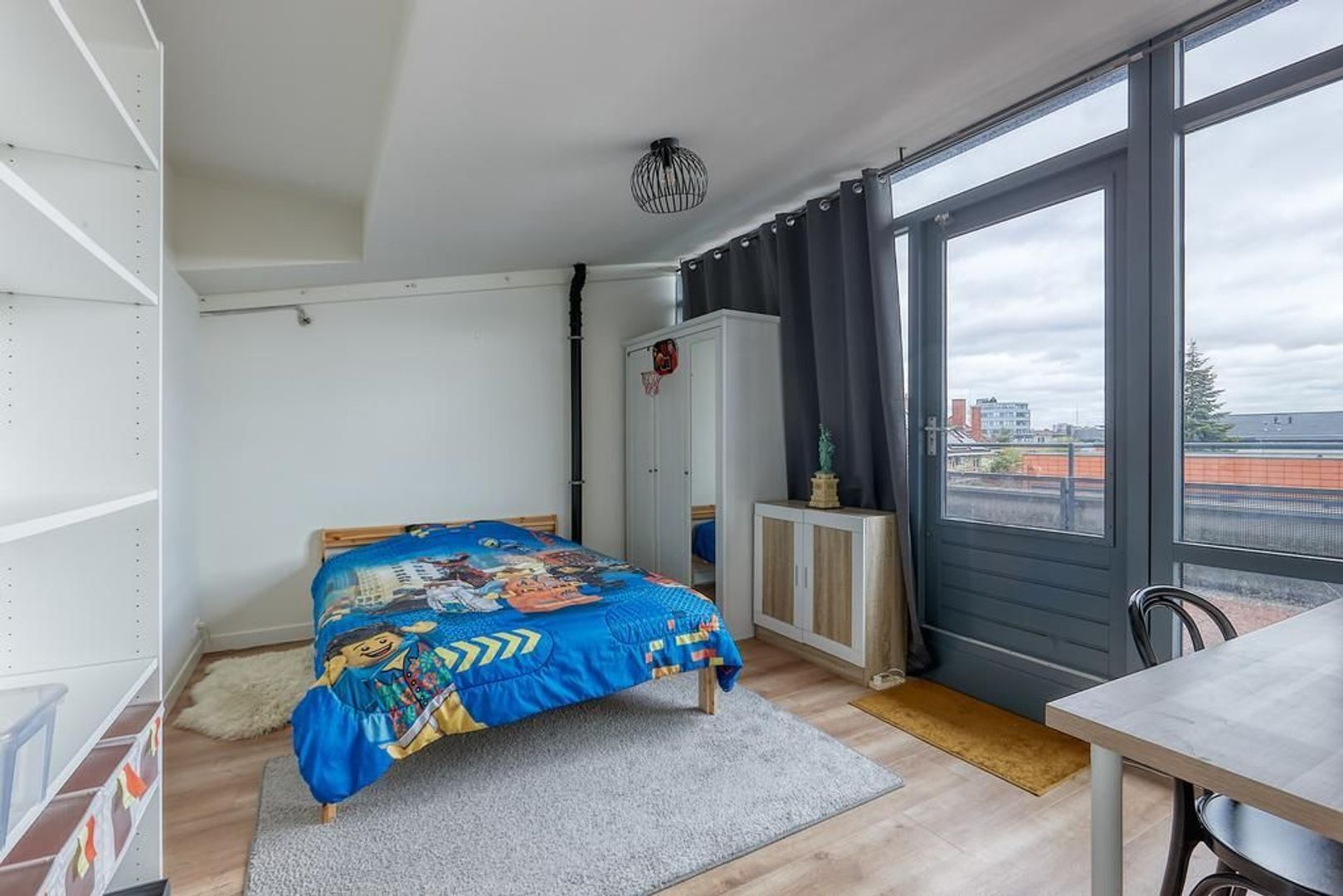 Ter Nieuwburgstraat 9, Den Haag foto-25 blur