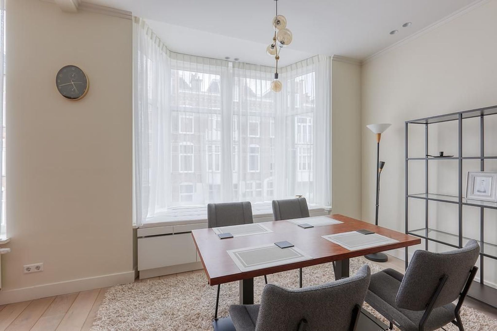 Edisonstraat 78, Den Haag foto-6 blur