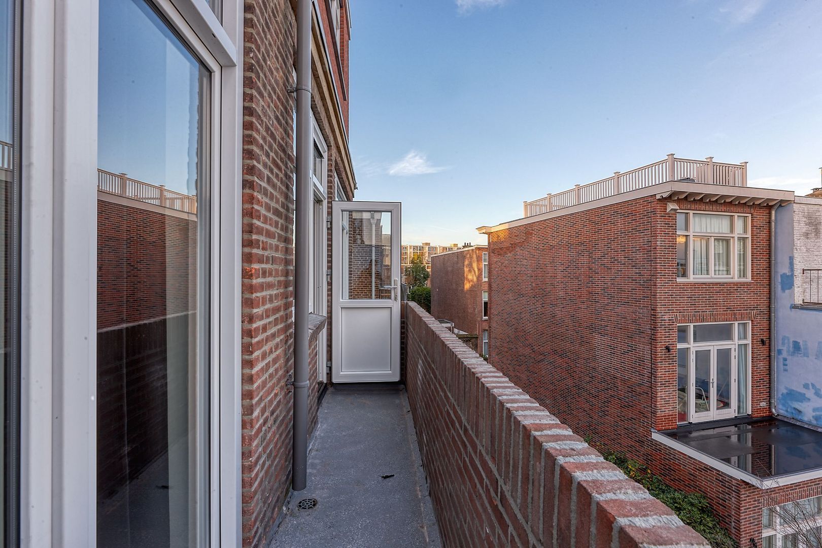 Valkenboskade 631, Den Haag foto-25 blur