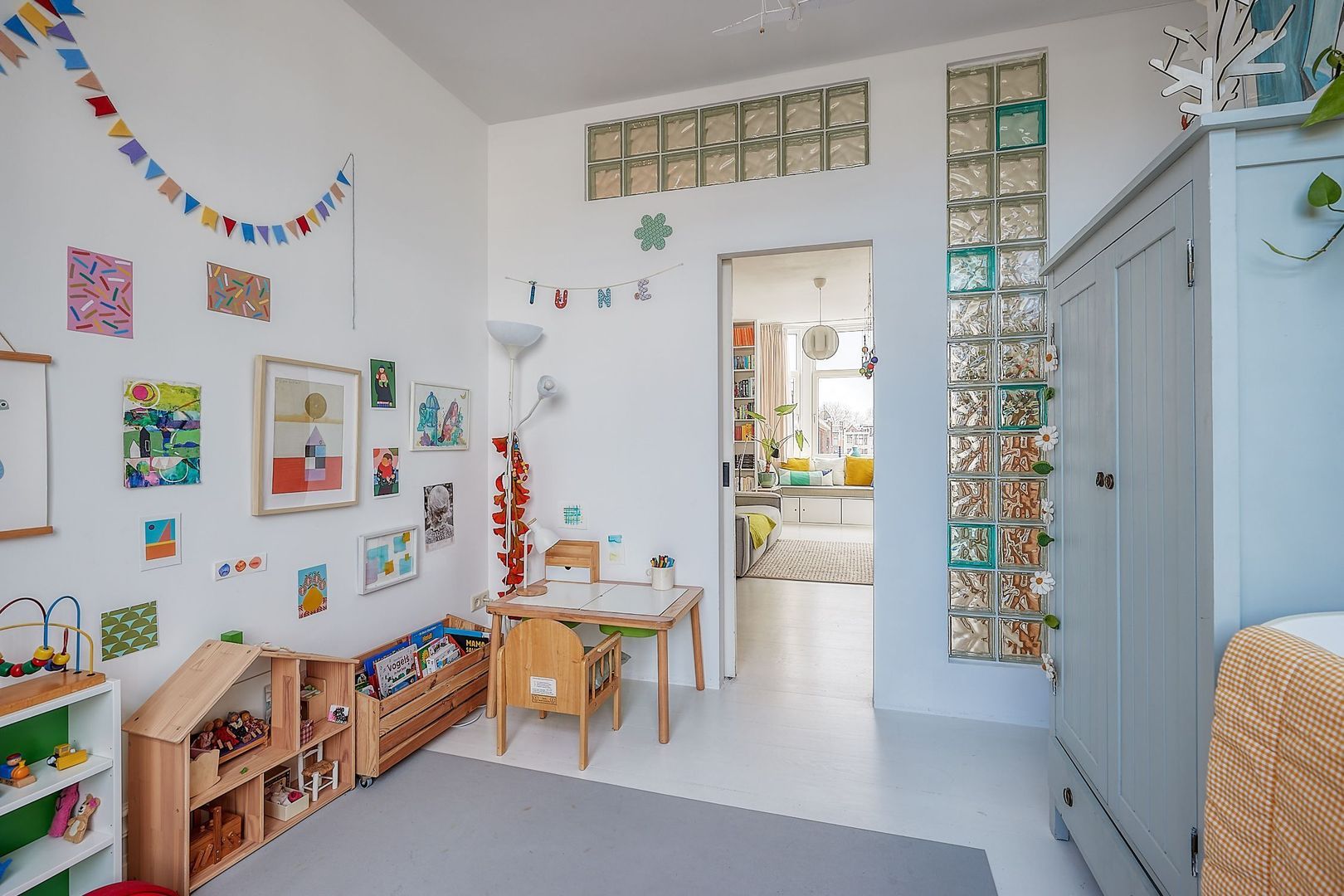 Vechtstraat 42, Den Haag foto-10 blur