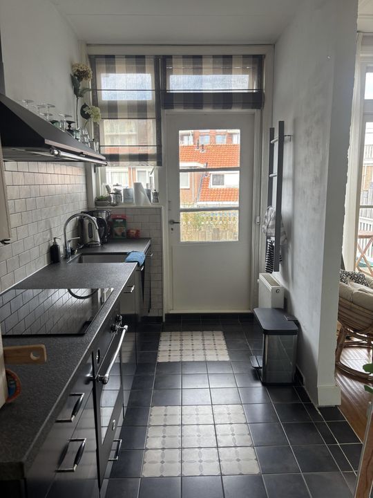 Westduinweg 118 D, Den Haag