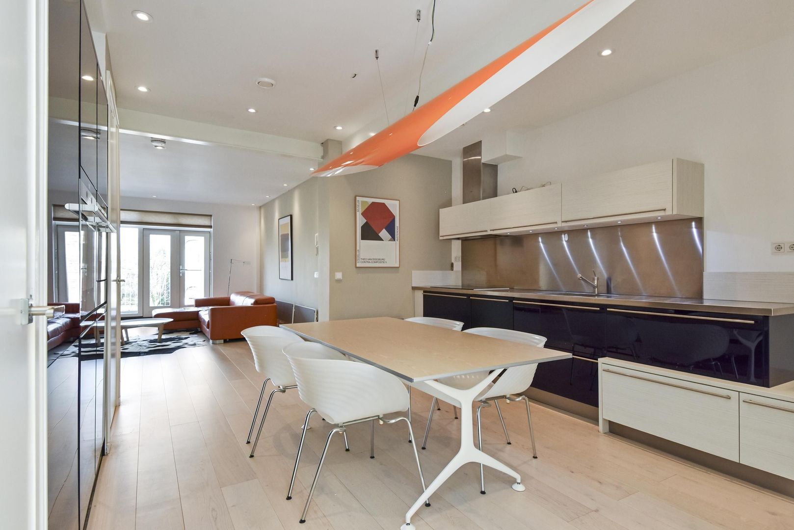 Witte de Withstraat 123, Den Haag foto-10 blur