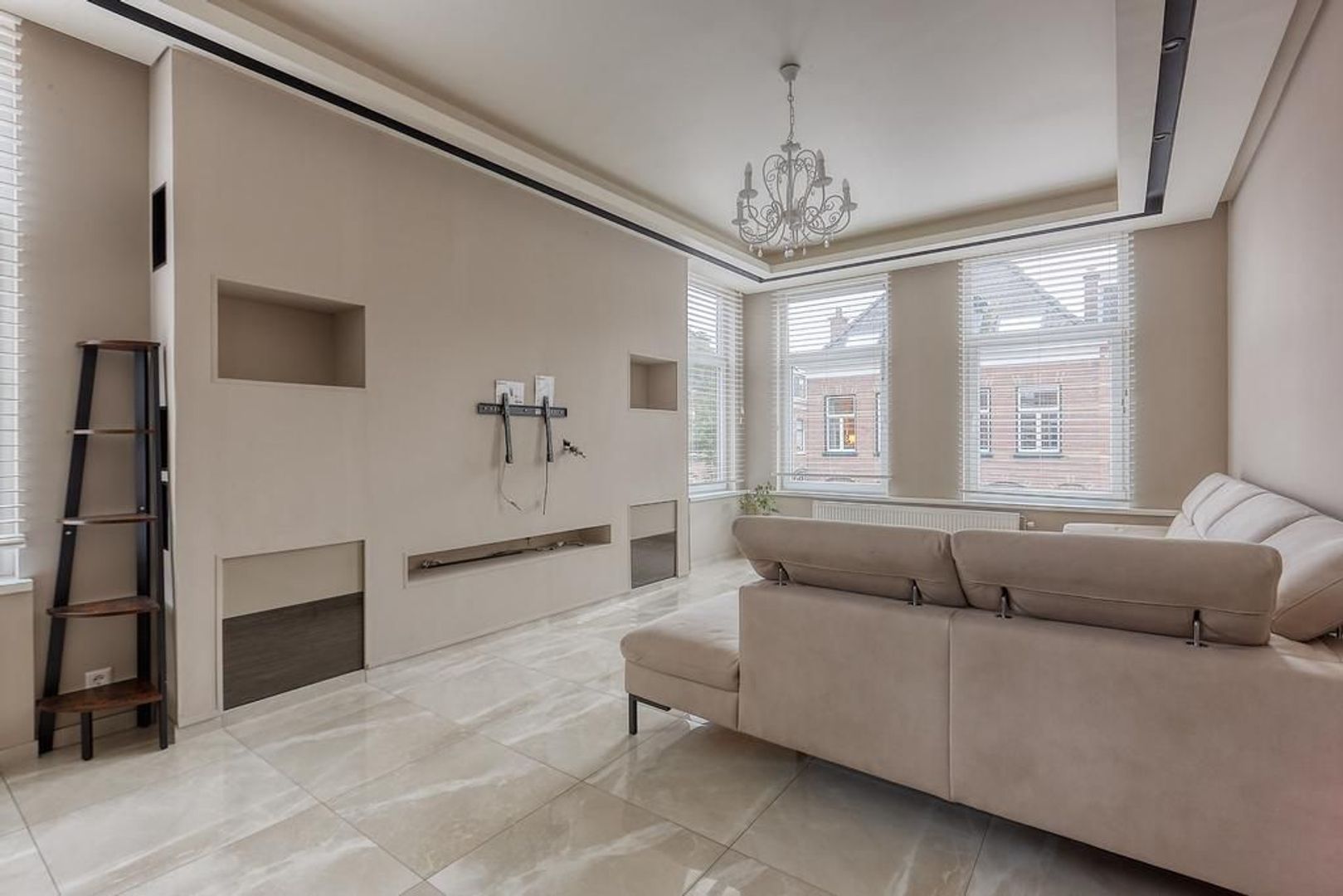 Maaswijkstraat, Den Haag foto-5 blur