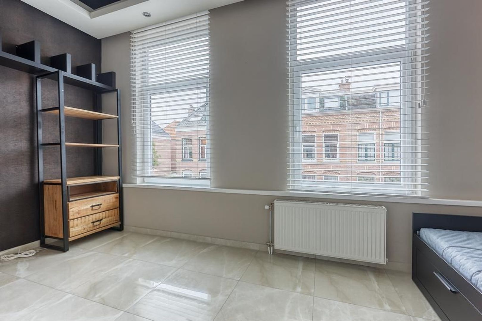 Maaswijkstraat, Den Haag foto-11 blur