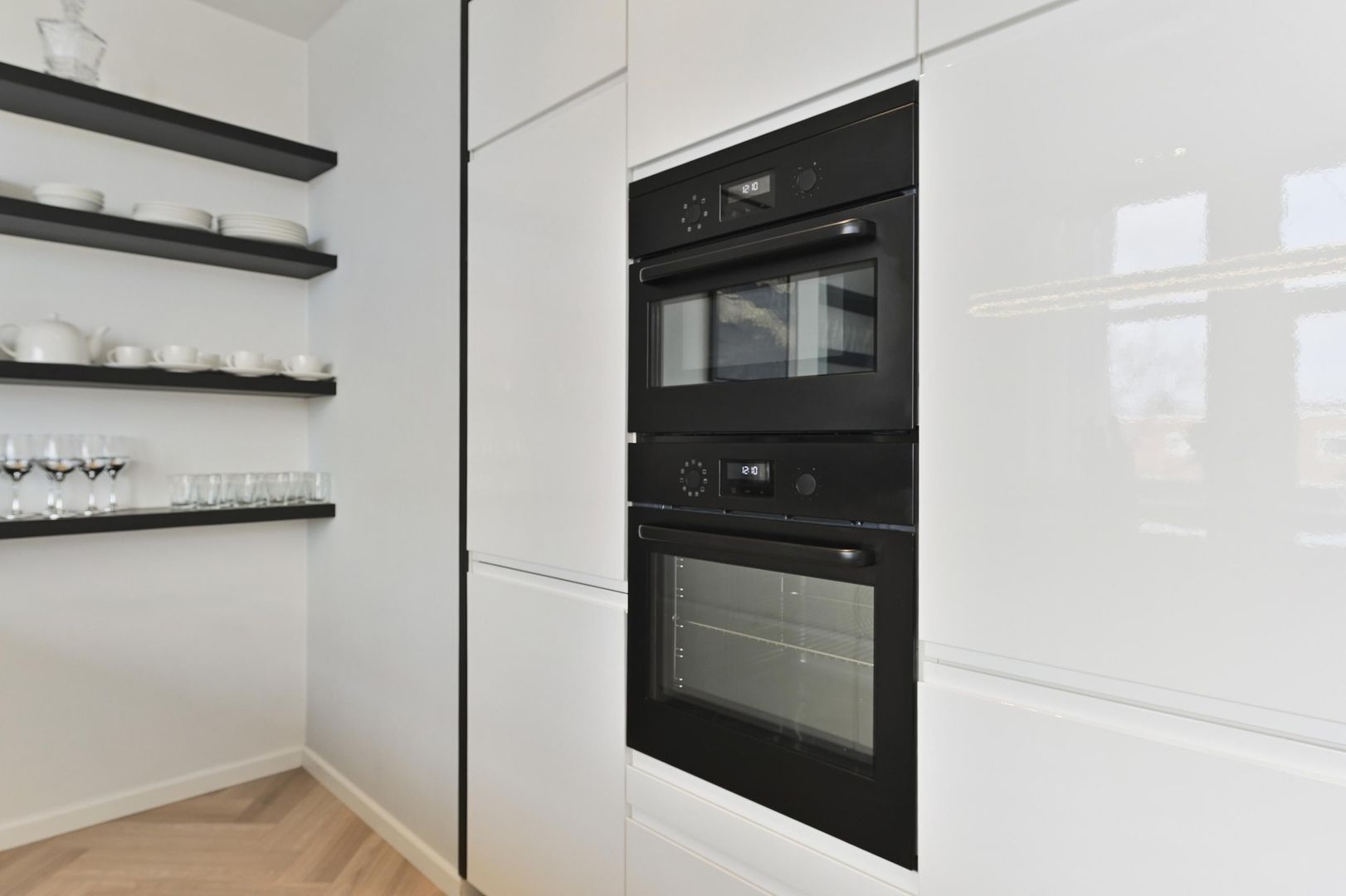 Koningin Wilhelminalaan 442, Voorburg foto-10 blur