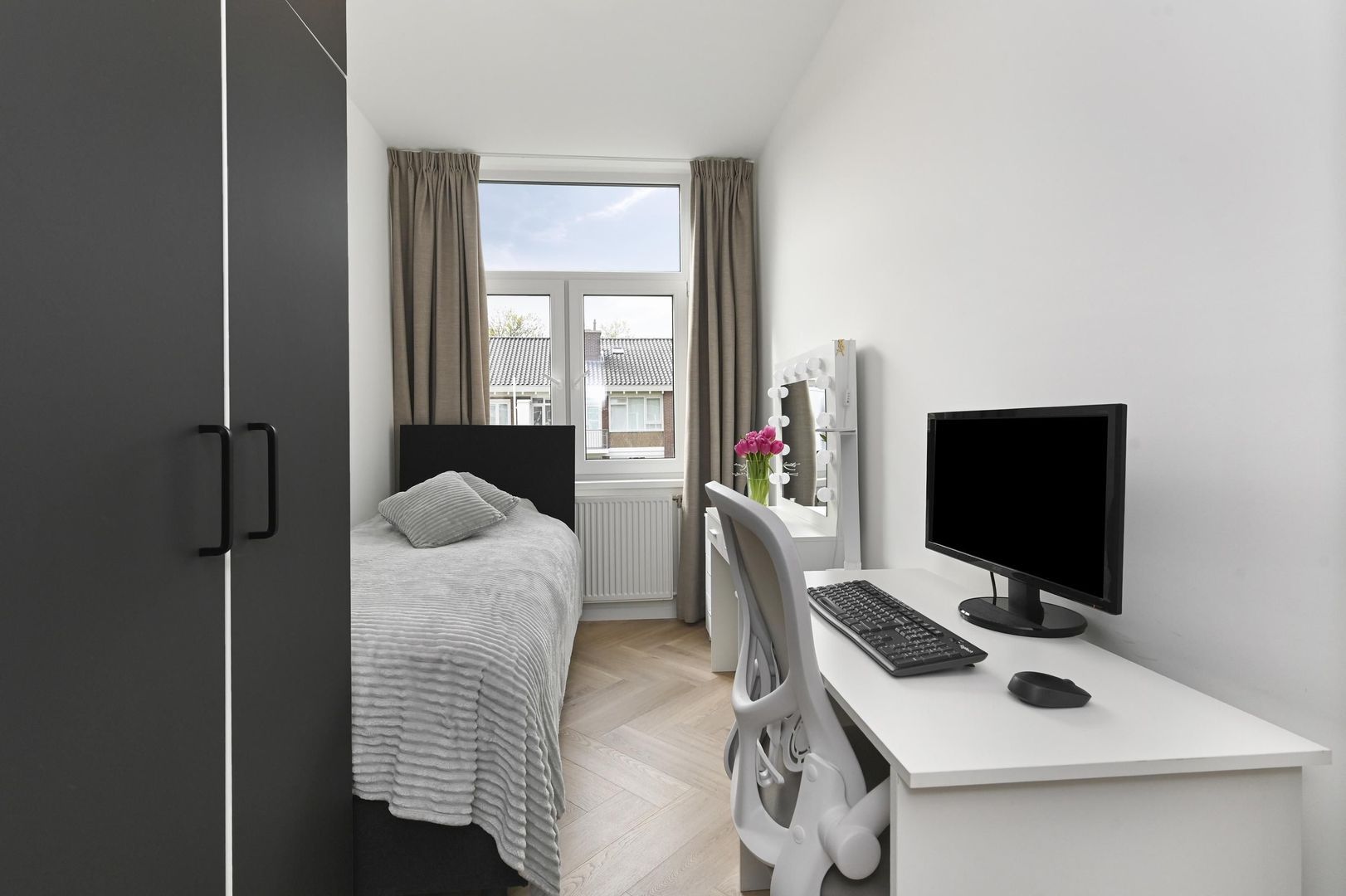 Koningin Wilhelminalaan 442, Voorburg foto-19 blur