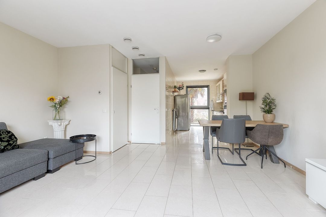 Tom Navislaan 42, Den Haag