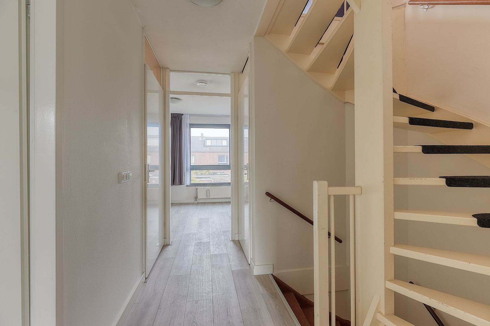 Tom Navislaan 42, Den Haag foto-20 blur